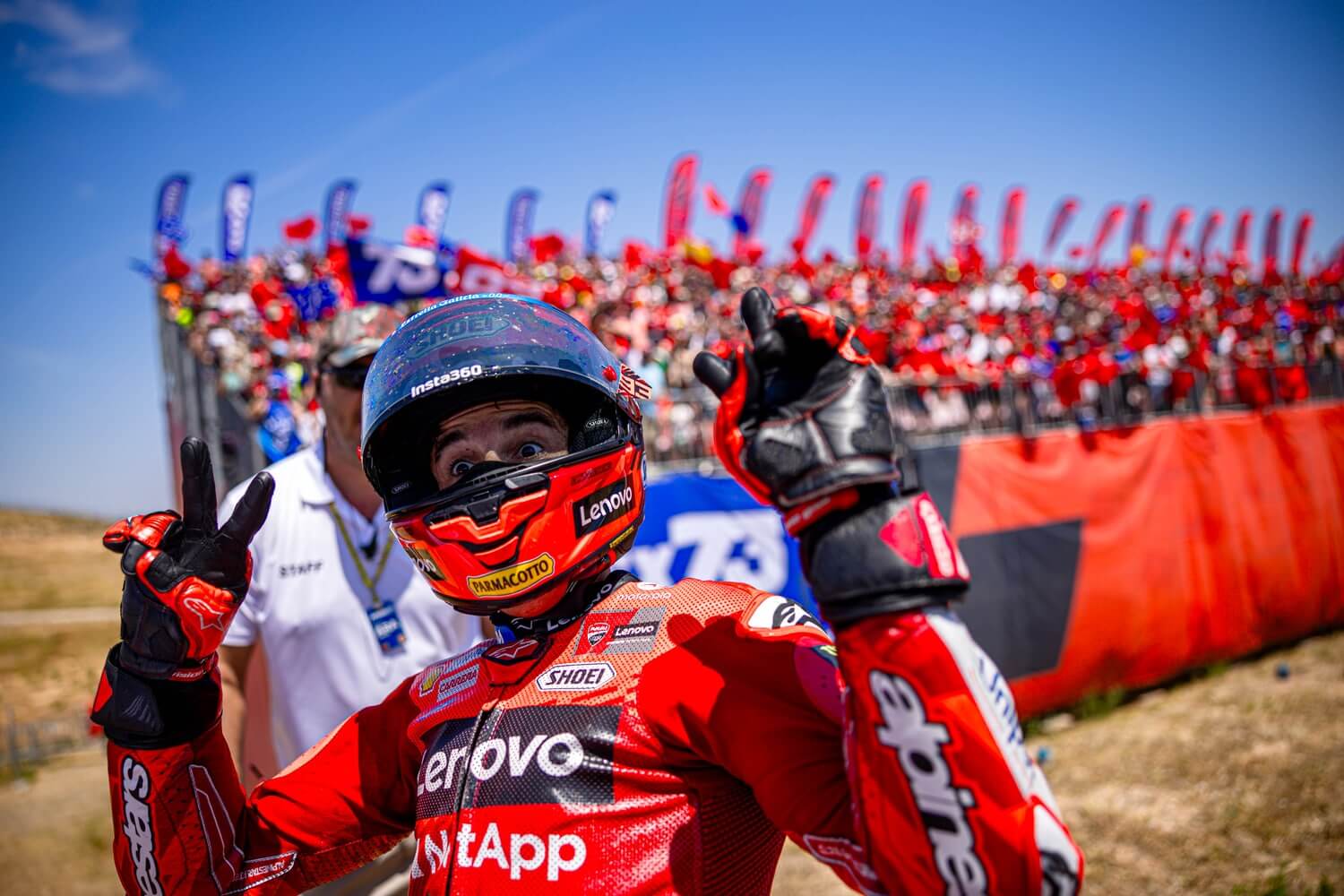Marc Marquez Kuasai MotoGP Aragon, Ducati Sapu Podium