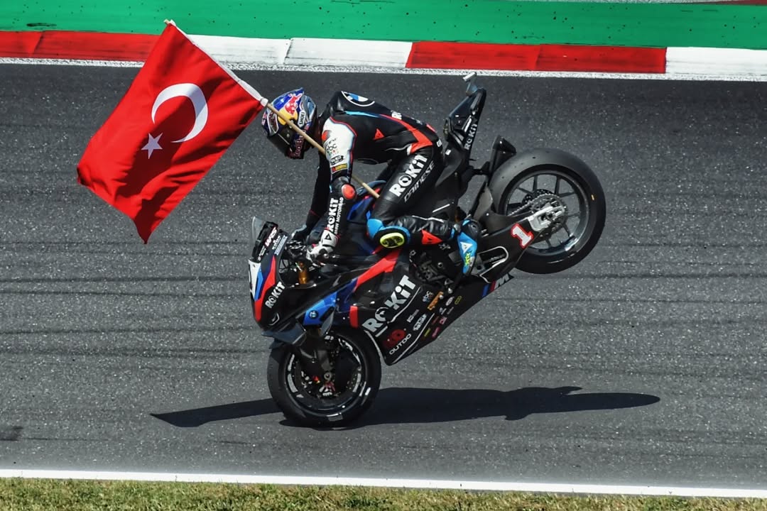 Toprak Menang Superpole Race, Bulega Crash di Misano
