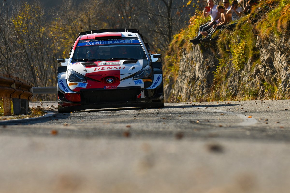 Sebastian Ogier Pimpin Rally Paraguay, Rovanpera Terpuruk