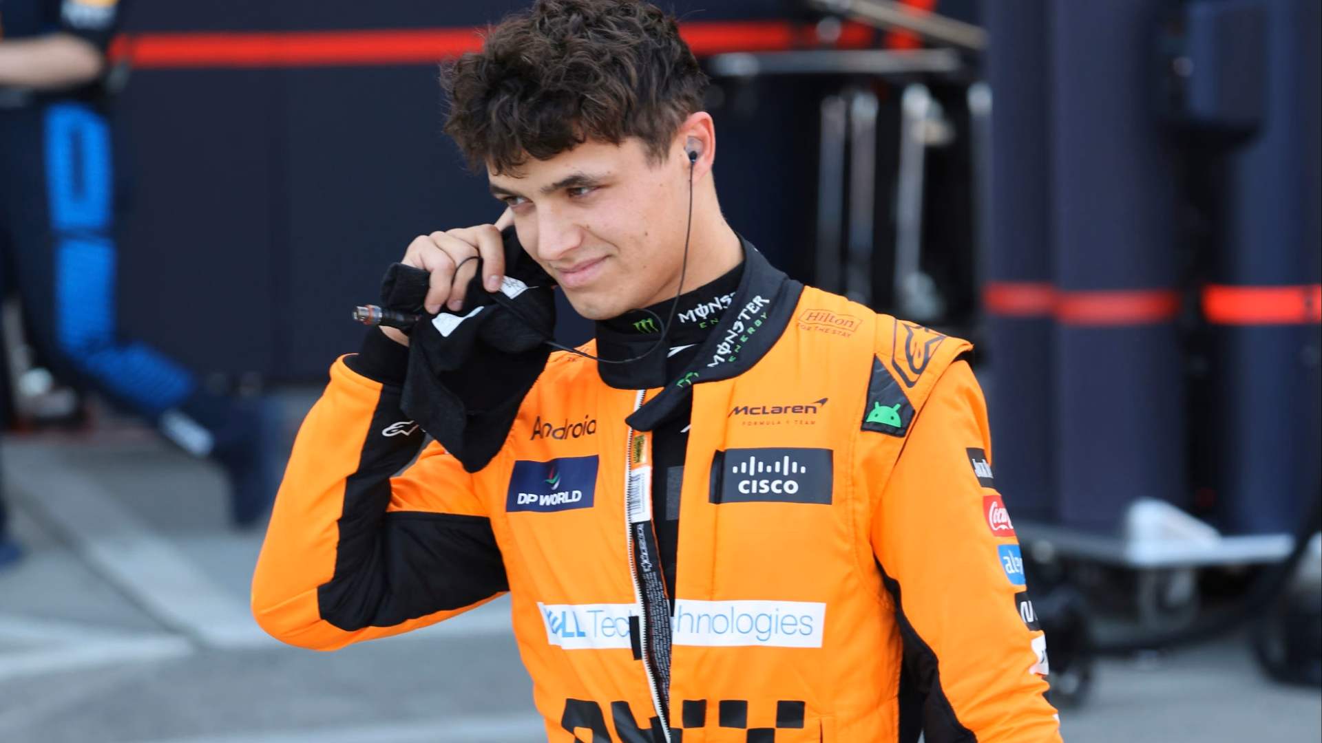 Lando Norris Hadapi Konsekuensi hingga Akhir Musim F1 2025 Usai Bentrokan dengan Piastri